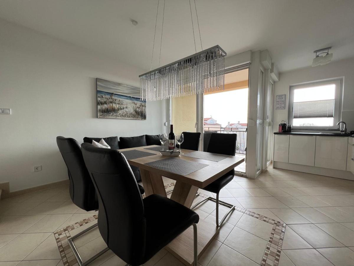 Maj Premium Apartment 4 Sterne - Neu Renoviert Пореч Екстериор снимка